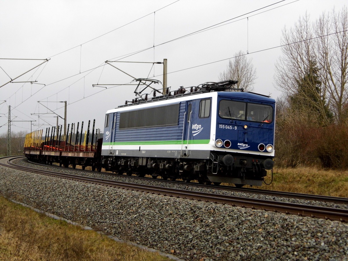 Am 04.02.2016 kam die 155 045-9 von der IntEgro (Press) aus Richtung Borstel und fuhr weiter in Richtung Stendal .