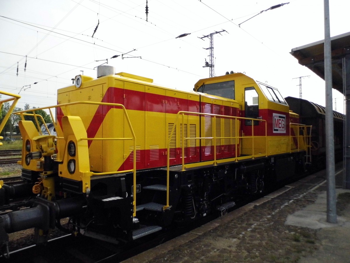 Am 05.07.2015 stand die  1002 006-7 von der MEG in Stendal .