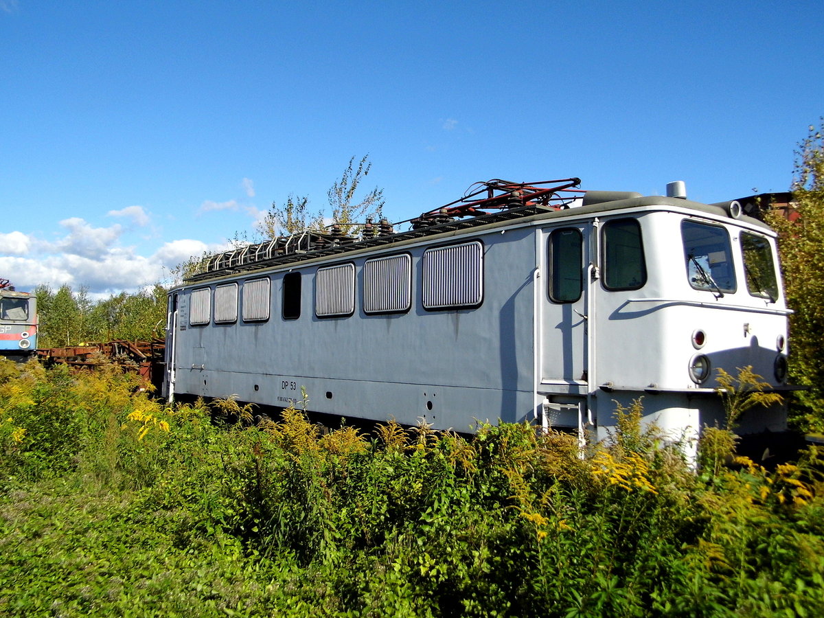 Am 08.10.2017 Herbstfest   im Historischen Lokschuppen Wittenberge stand die 142 132-0 von der EGP .