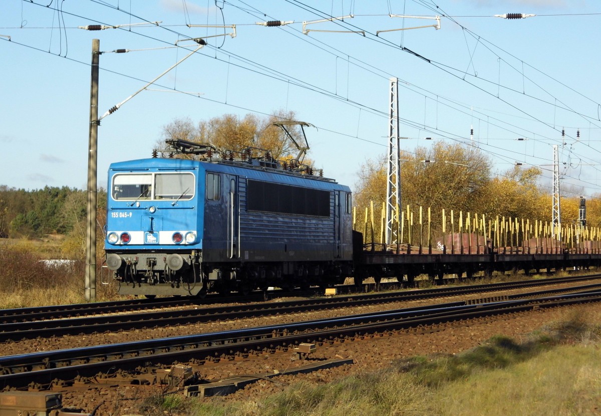 Am 08.11.2015 fuhr die 155 045-9 von der Press aus  Borstel und weiter in Richtung Stendal .