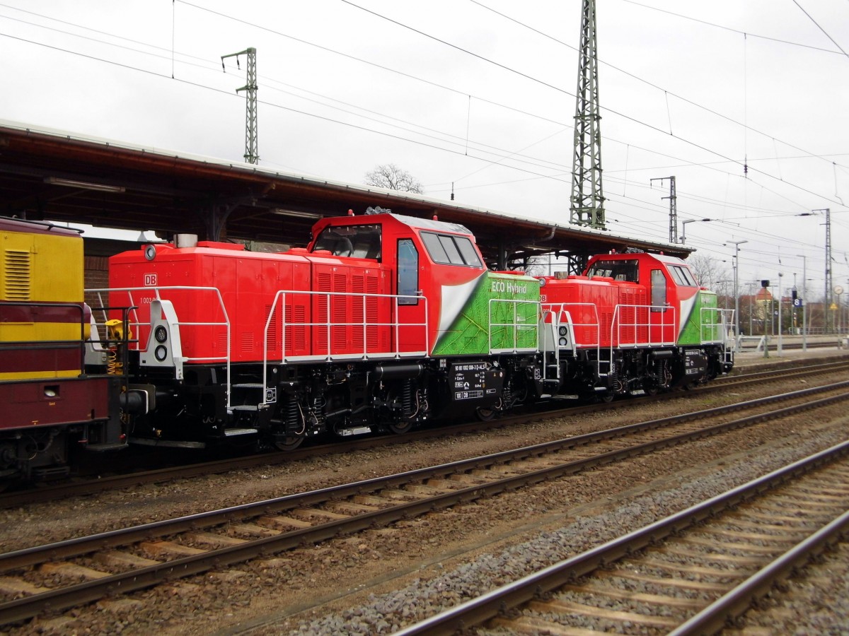 Am 11.03.2016   die 1002 009-1 und die 1002 008-3 von der DB (ALS) in Stendal .