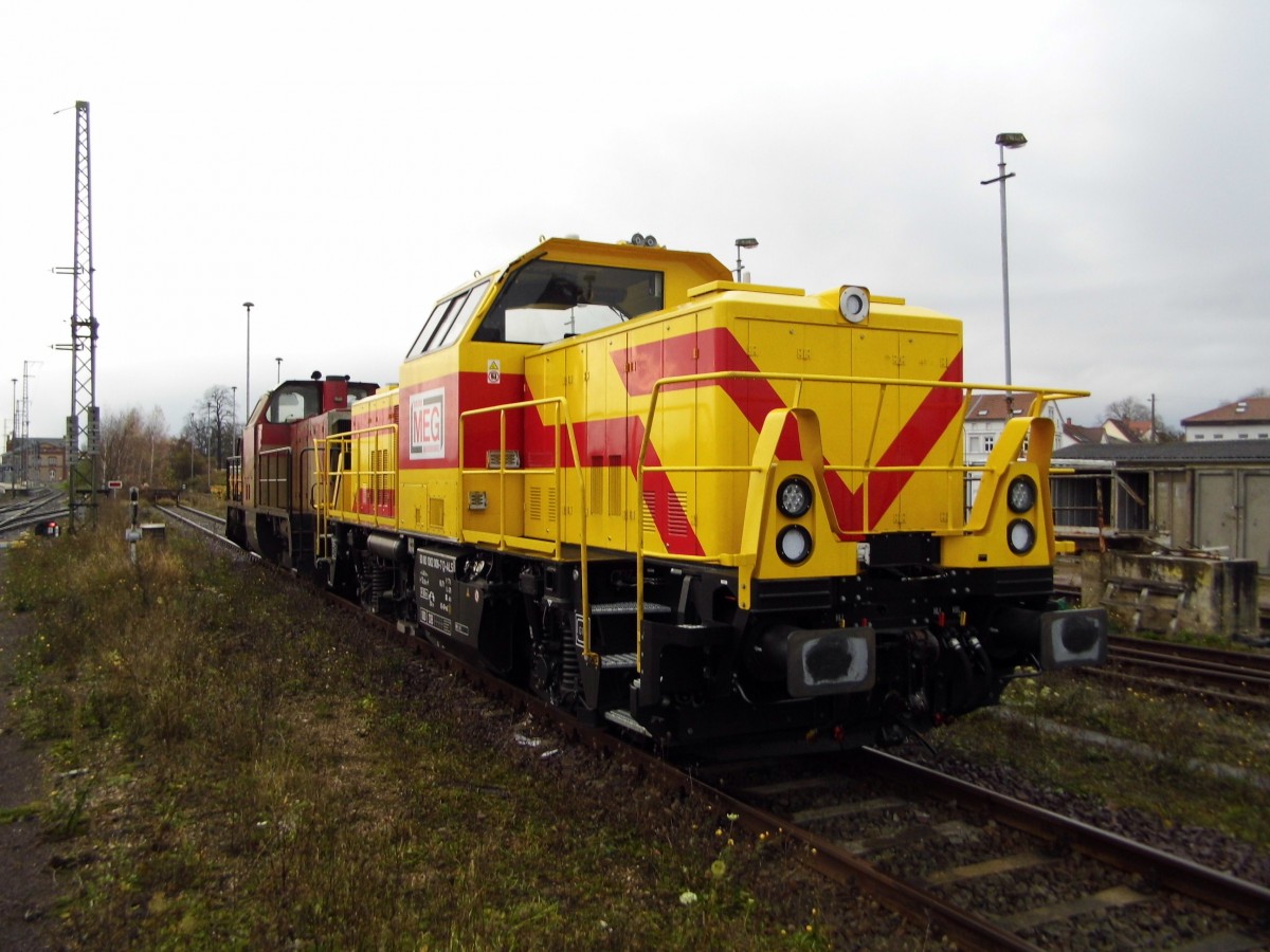 Am 21.11.2015 waren die 1002 006-7 von der MEG (ALS)  und die 214 013-5 von der ALS  Stendal abgestellt .